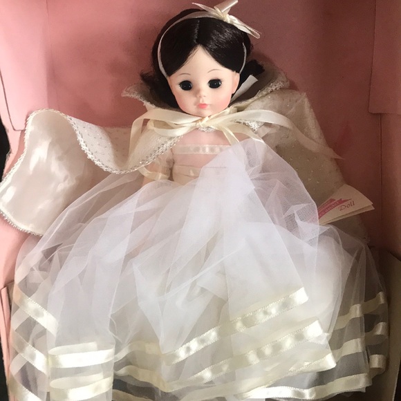 snow white doll collectible